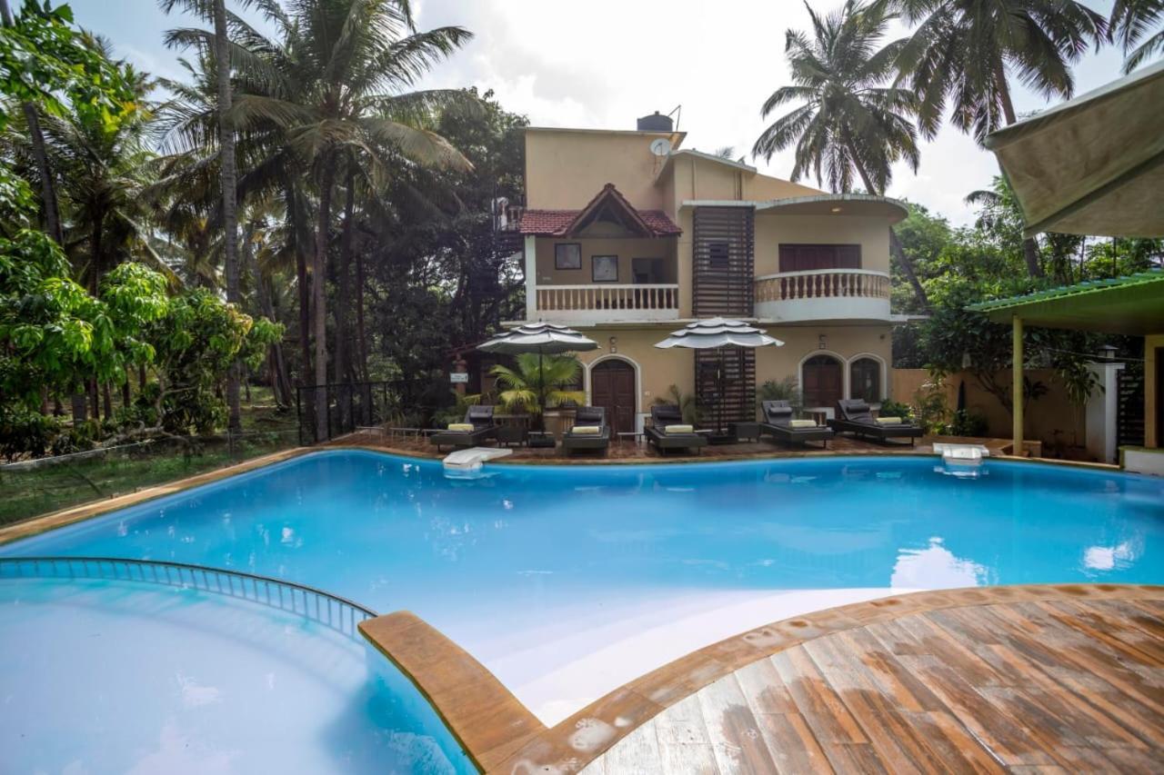 Holiday Goa Hotel Arpora Zewnętrze zdjęcie